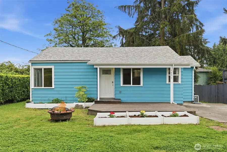 1651 SW 114th Street, Seattle, WA 98146 - #2