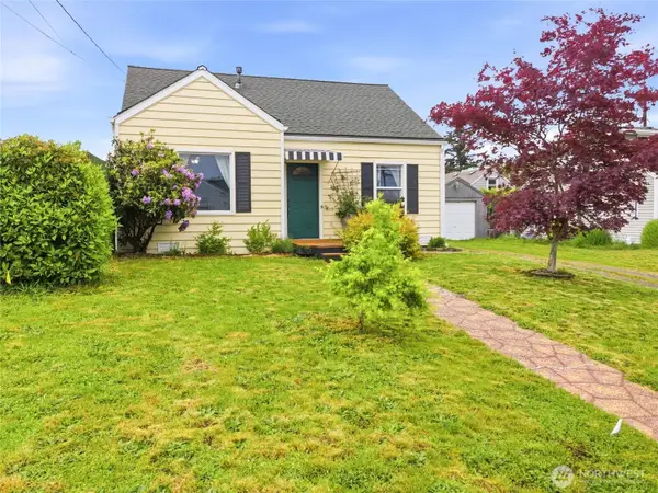 219 South Lane, Tacoma, WA 98404