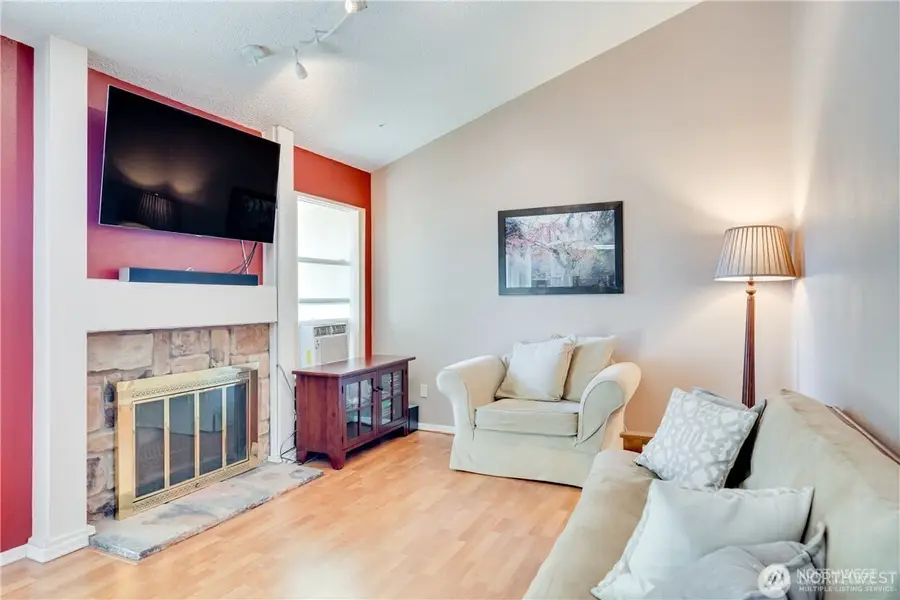 23629 112th Ave Se #E202, Kent, WA 98031 - #3