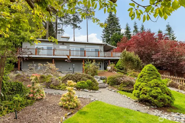 615 NE 4th Street, Coupeville, WA 98239