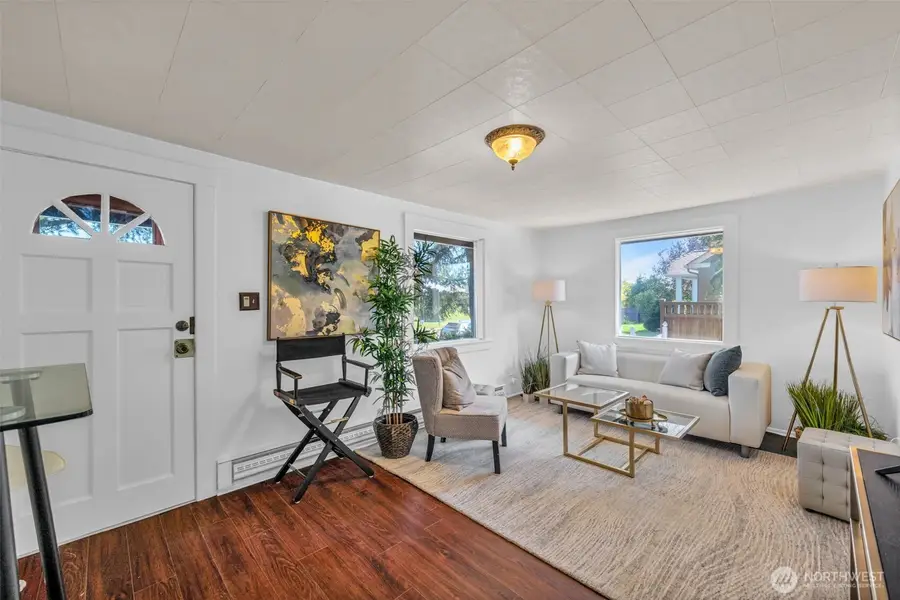 8427 30th Avenue Sw, Seattle, WA 98126 - #3