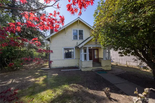 4326 E F Street, Tacoma, WA 98404