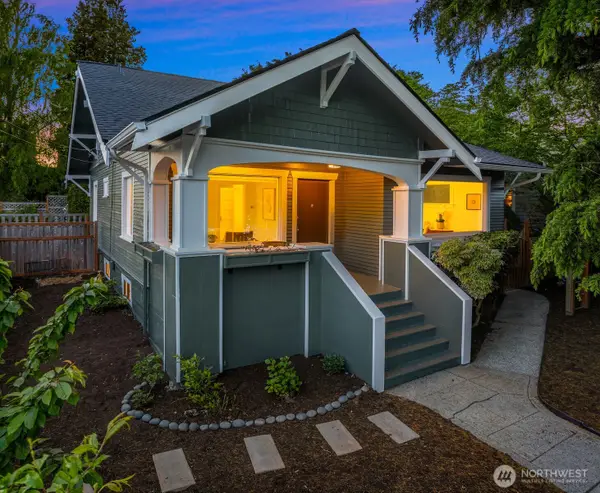 6903 32nd Avenue Nw, Seattle, WA 98117