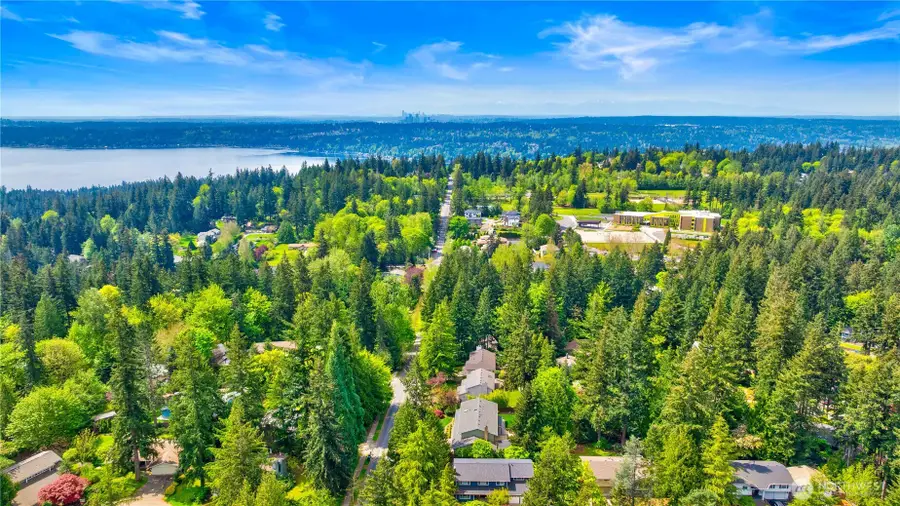 21810 NE 16th Street, Sammamish, WA 98074 - #2