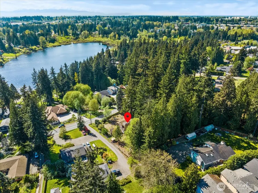 1307 N Lake Stickney Drive, Lynnwood, WA 98087 - #2