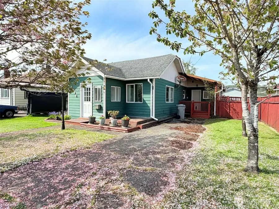 2006 W 2nd Street, Aberdeen, WA 98520 - #2