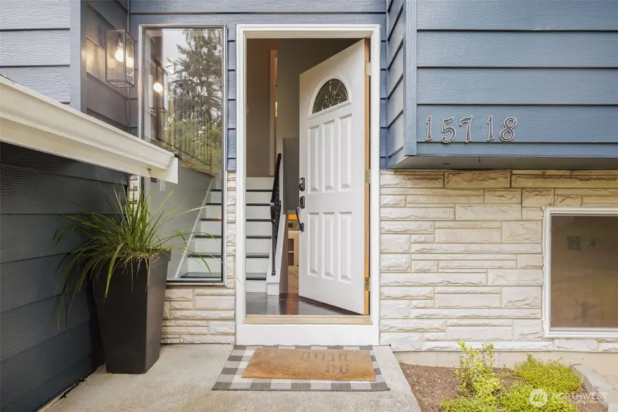 15718 126th Place Ne, Woodinville, WA 98072 - #2