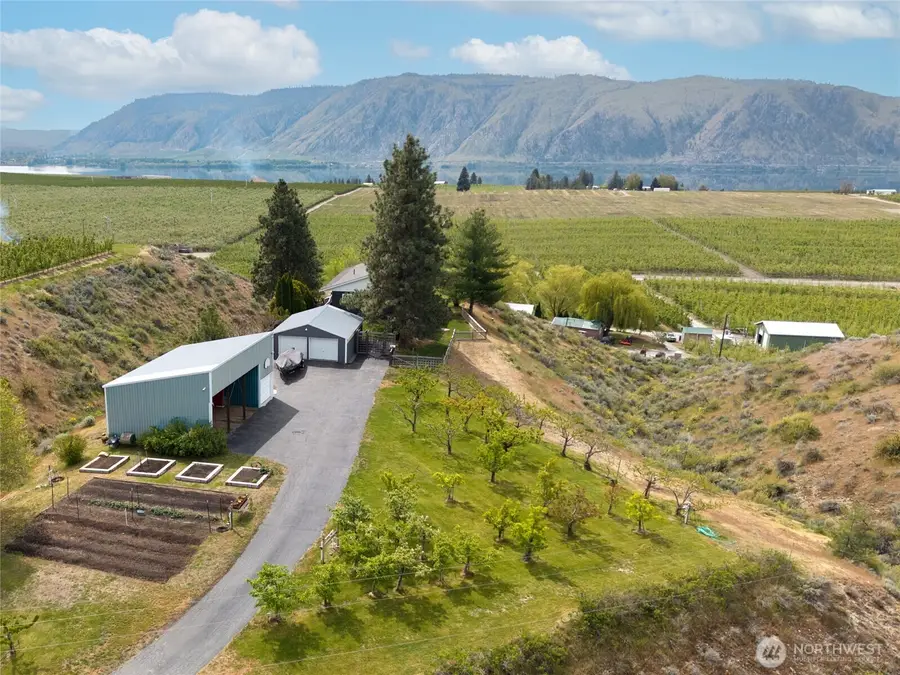 86 Mountain View Dr, Brewster, WA 98812 - #3