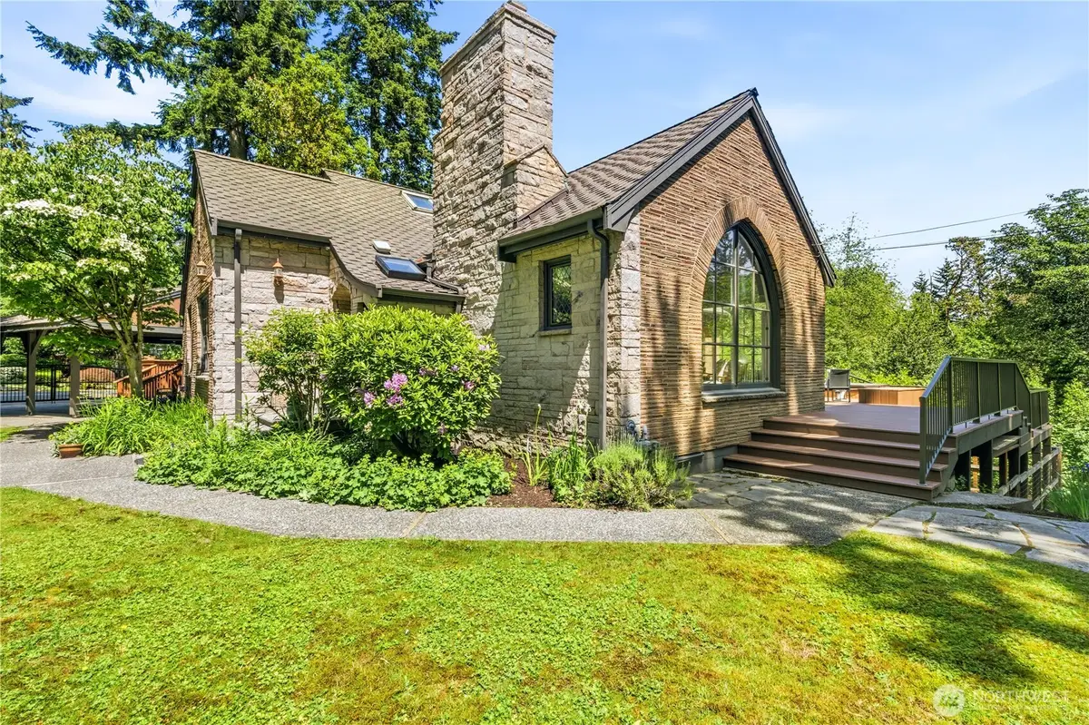 17014 25th Avenue Ne, Lake Forest Park, WA 98155 - #1