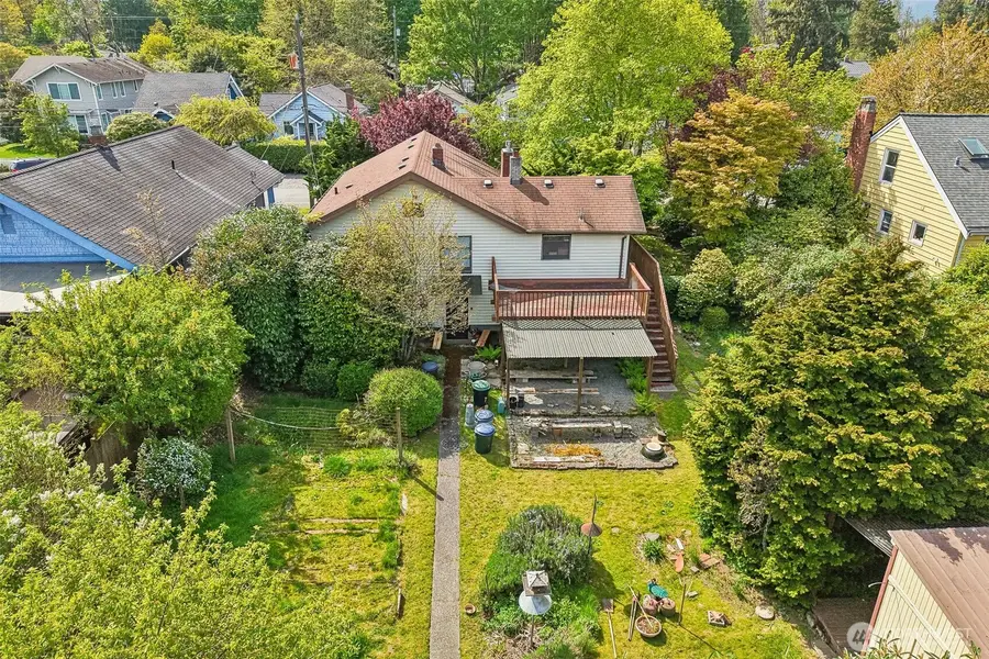 8812 Dibble Avenue Nw, Seattle, WA 98117 - #2