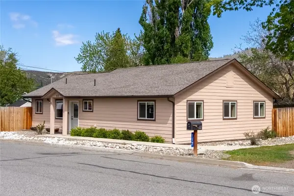 117 E 7th Street, Tonasket, WA 98855