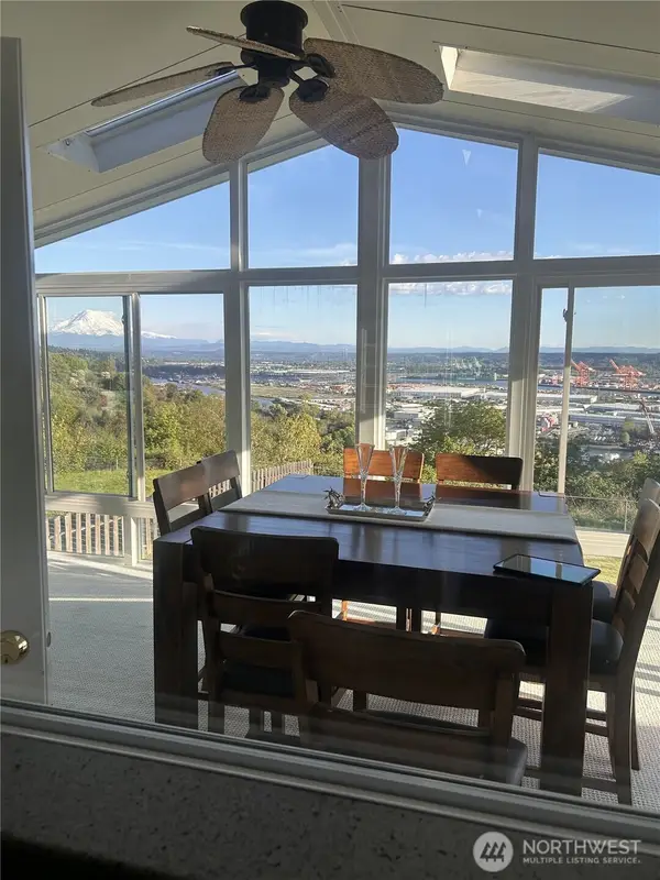 4402 30th Street Ne #1, Tacoma, WA 98422