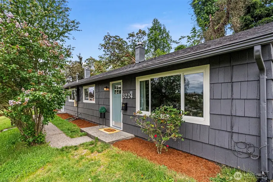 3224 Halverson Avenue, Bremerton, WA 98310 - #2