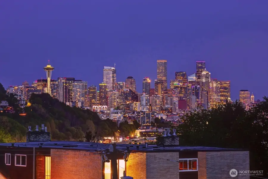 1964 26th Avenue W #203, Seattle, WA 98199 - #2