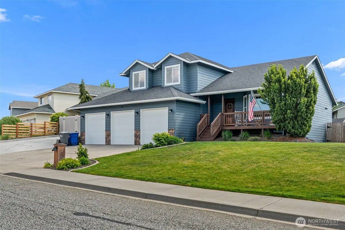 2601 Aviation Dr, East Wenatchee, WA 98802 - #1