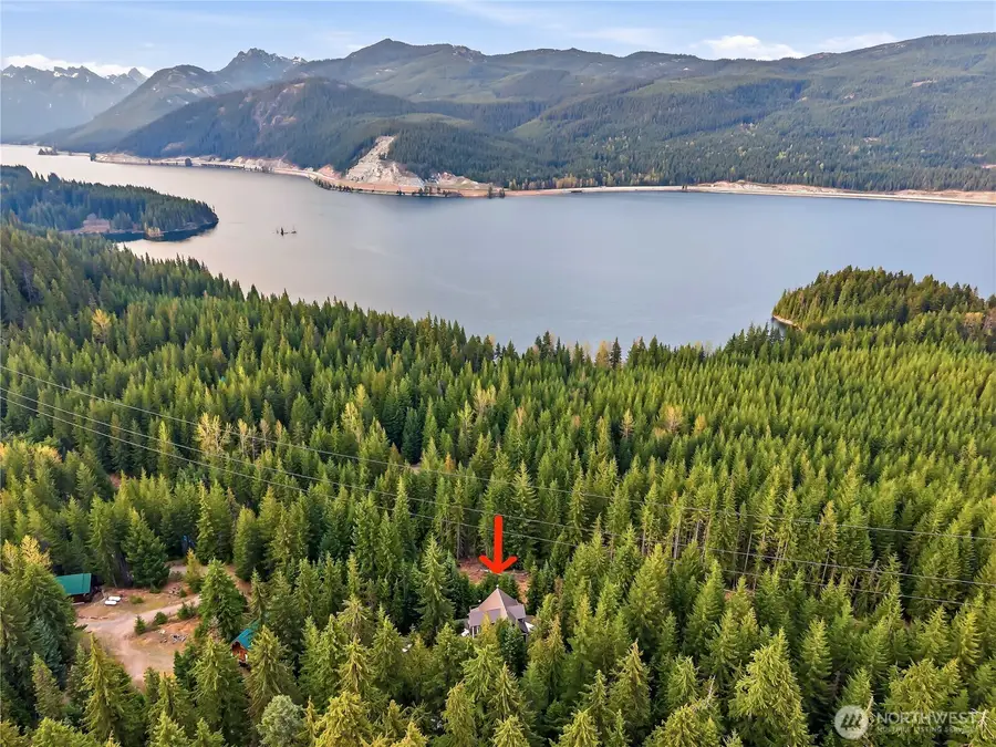 320 Lakeview Way, Easton, WA 98925 - #2