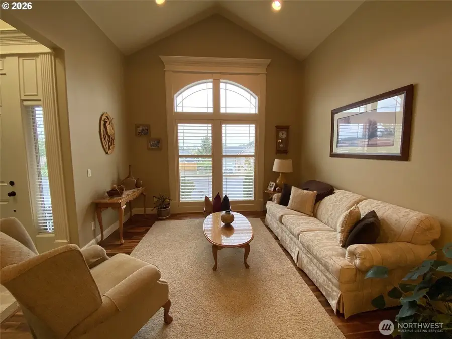 545 E 18 Street, La Center, WA 98629 - #3