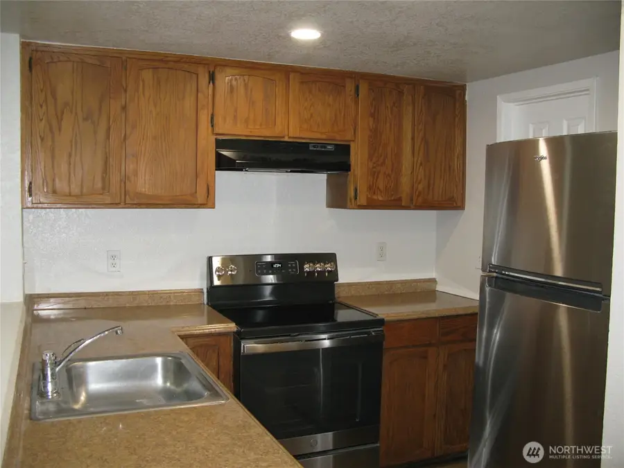 710 10th St Nw Ne #D, Auburn, WA 98002 - #2