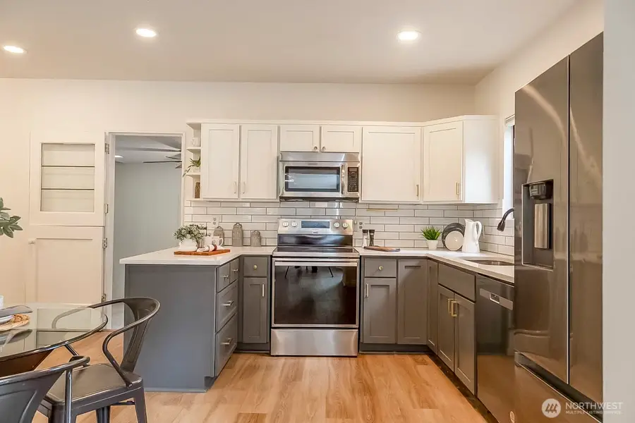 912 NE 115th Street, Seattle, WA 98125 - #3