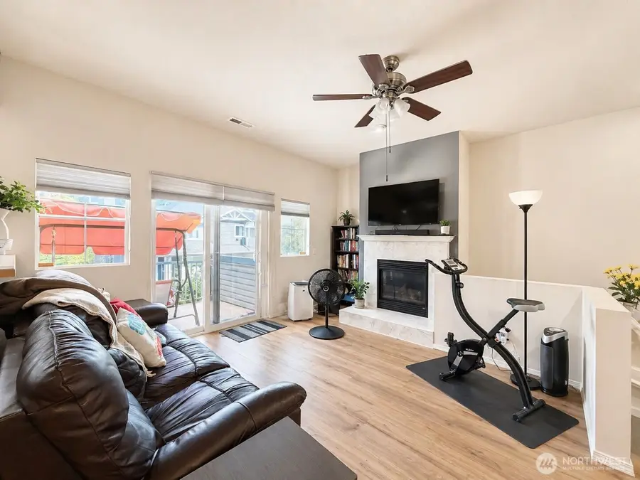 23782 SE Summerhill Lane #5-4, Issaquah, WA 98029 - #3