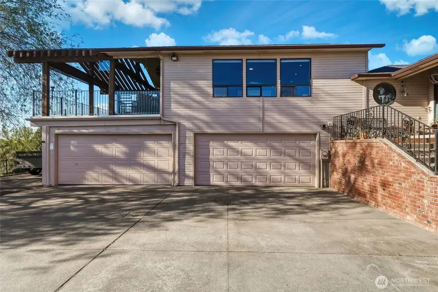 1520 Kaniksu Loop, Walla Walla, WA 99362 - #2