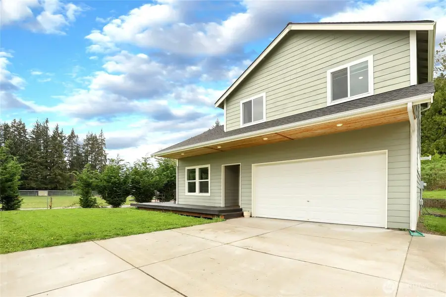 1521 Bertha Avenue Nw, Bremerton, WA 98312 - #3
