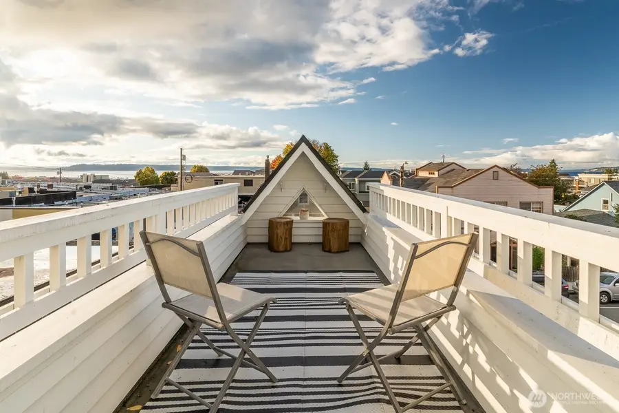 116 4th Avenue N, Edmonds, WA 98020 - #3