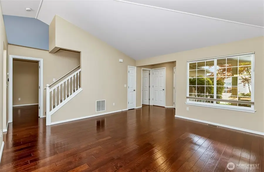 9524 2nd Street Se #9, Lake Stevens, WA 98258 - #3