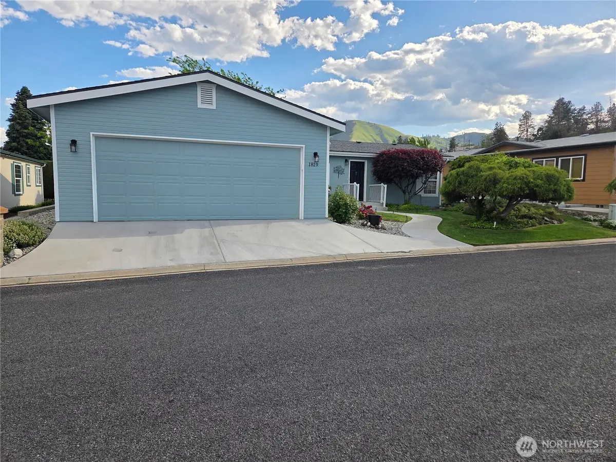 1819 Heritage Drive, Wenatchee, WA 98801 - #1