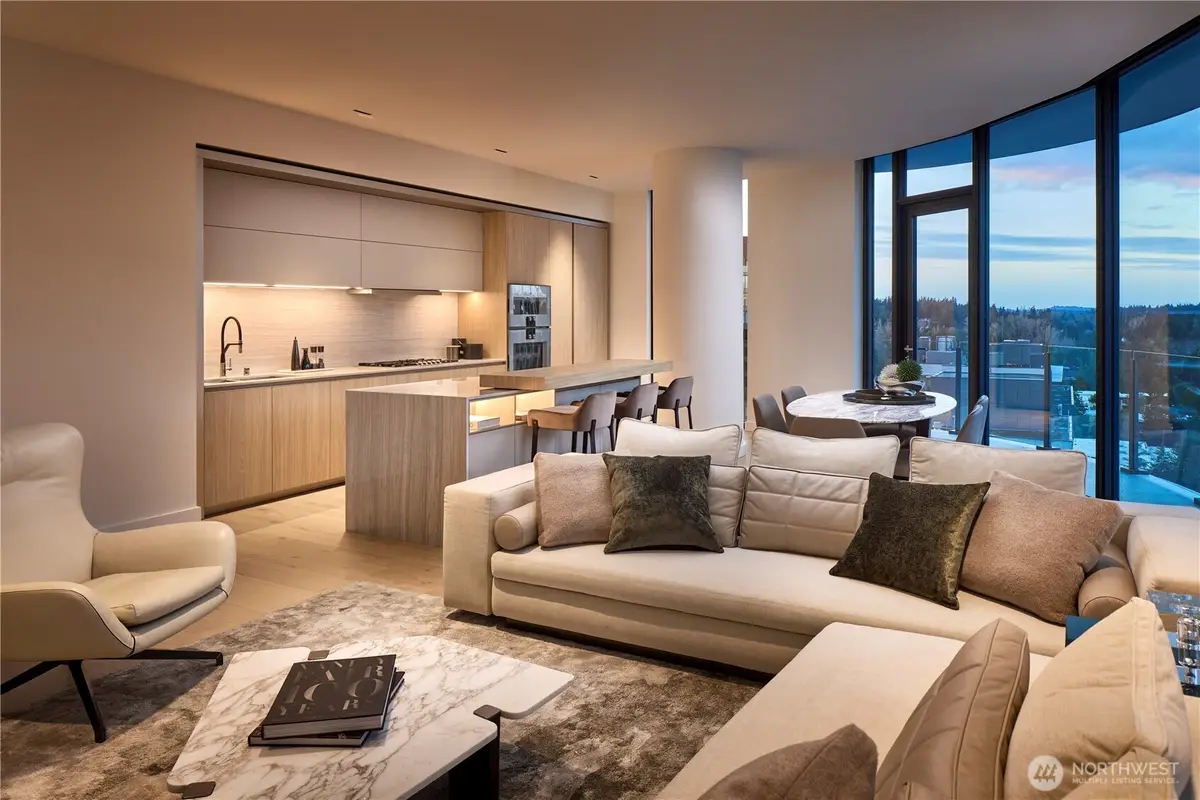 838 Avenue Square Ne #1805, Bellevue, WA 98004 - #1
