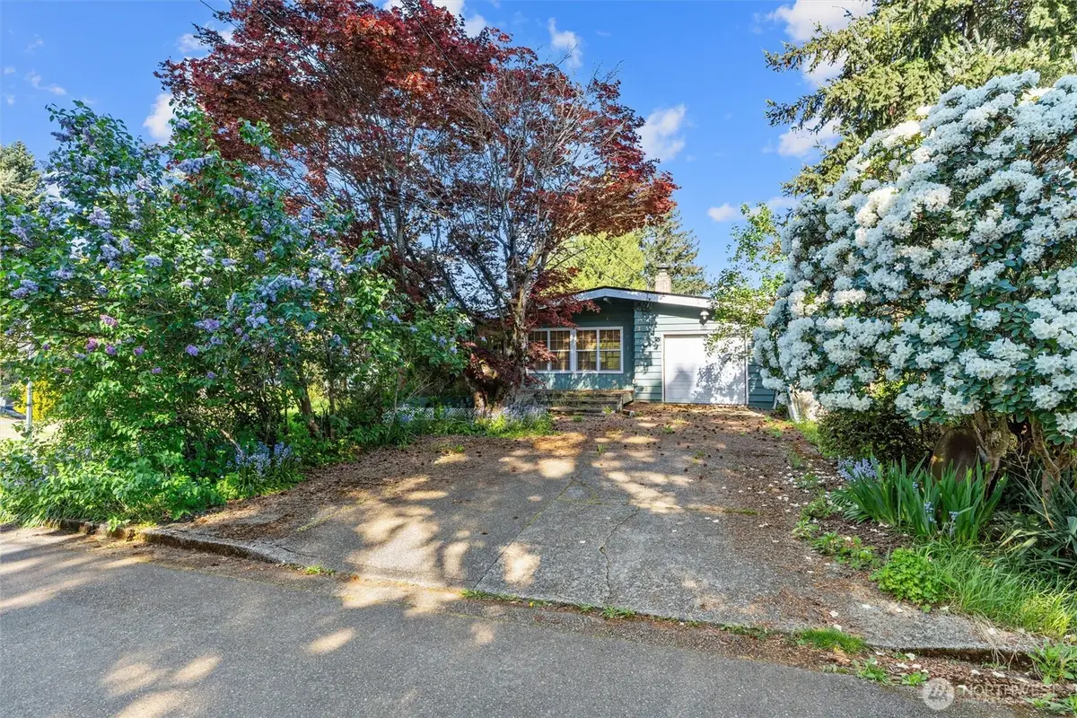 418 111th Avenue Se #3, Bellevue, WA 98004 - #1