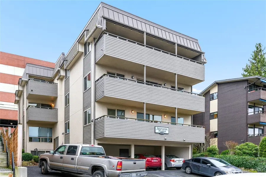 2318 Yale Avenue E, Seattle, WA 98102 - #2