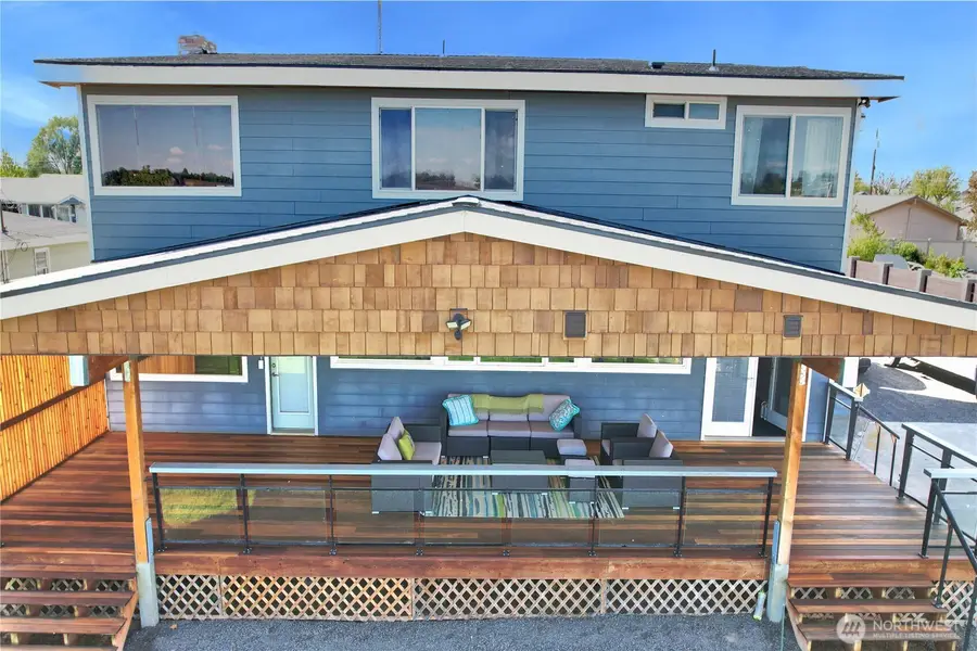 2101 W Lakeside Drive, Moses Lake, WA 98837 - #2
