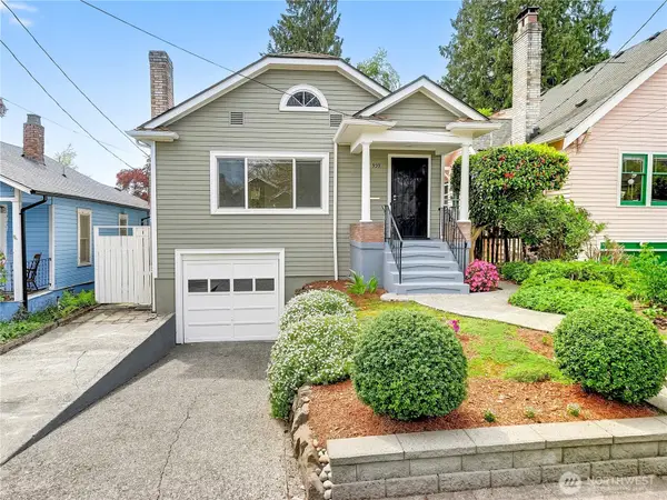 939 N 83rd Street, Seattle, WA 98103