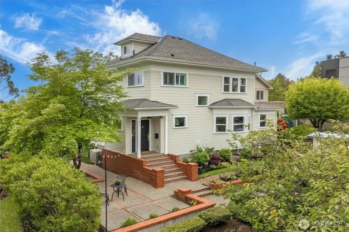 321 Lee Street, Seattle, WA 98109 - #1