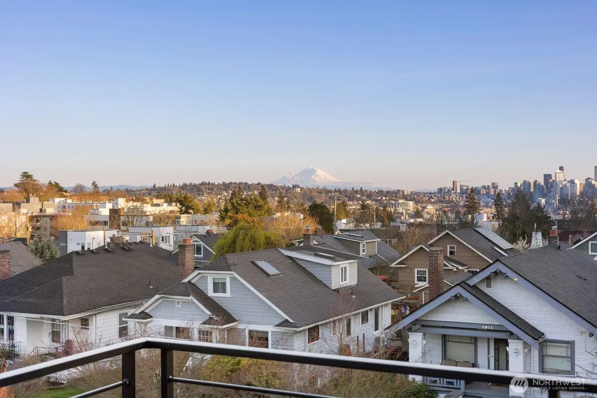 1004 N 48th Street, Seattle, WA 98103 - #1