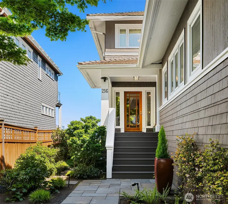 216 30th Avenue S, Seattle, WA 98144 - #2