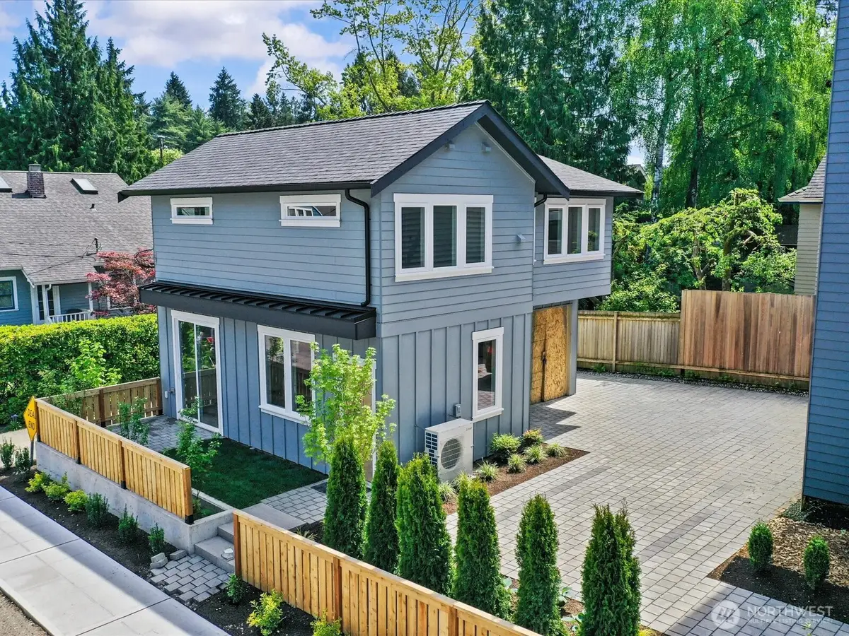 2503 E Newton Street, Seattle, WA 98112 - #1