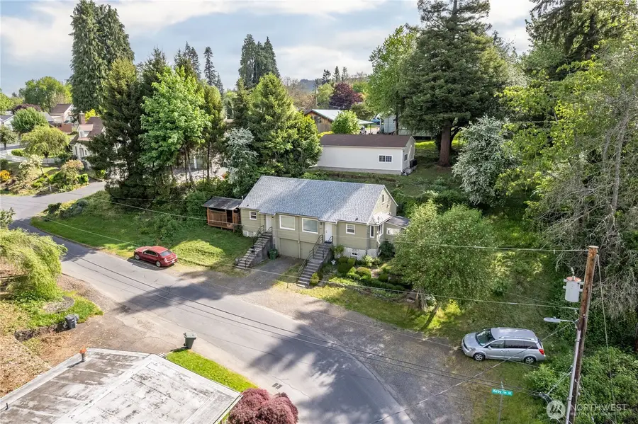 208 NE Kirby, Castle Rock, WA 98611 - #2