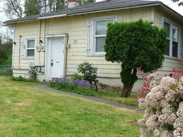 29 Nevada, Tacoma, WA 98409