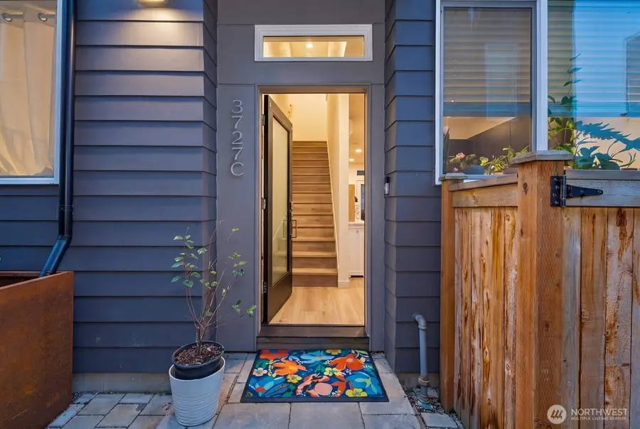 3727 S Dawson Street #Unit C, Seattle, WA 98118 - #2