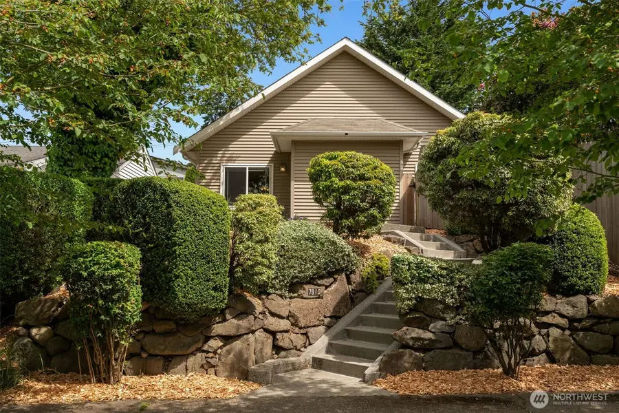 7910 20th Avenue Sw, Seattle, WA 98106 - #3