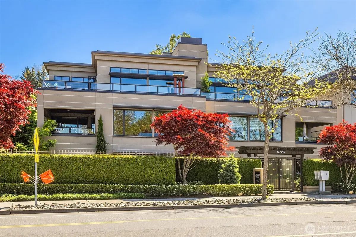 5726 Lake Washington Boulevard Ne #3002, Kirkland, WA 98033 - #1