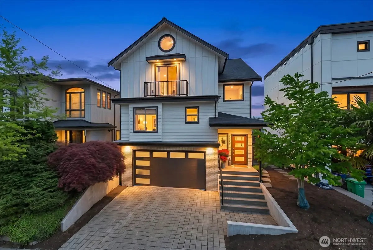 1428 Palm Avenue Sw, Seattle, WA 98116 - #1