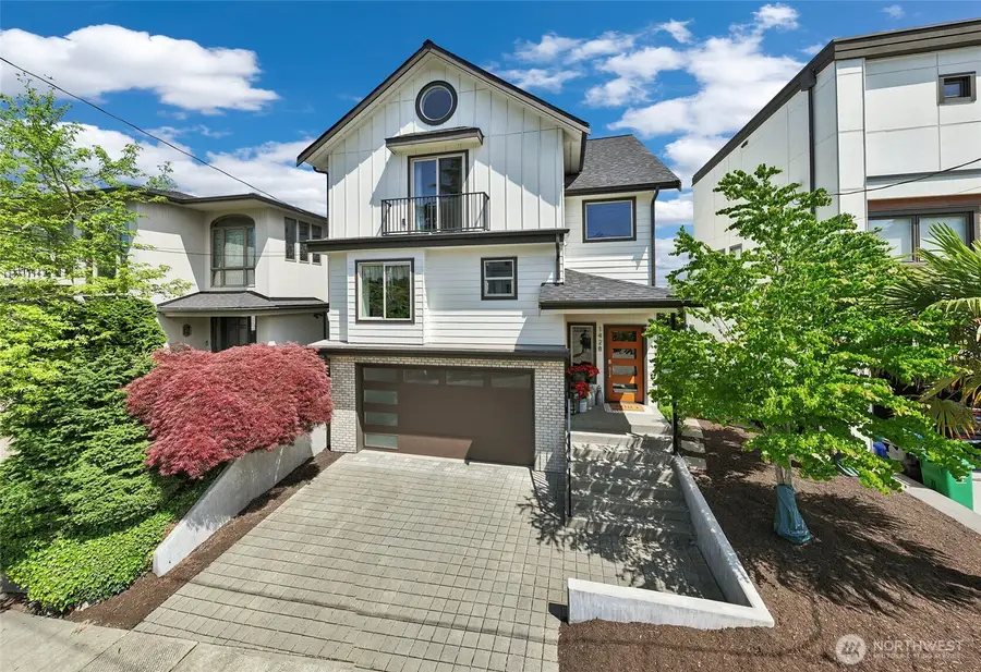1428 Palm Avenue Sw, Seattle, WA 98116 - #2