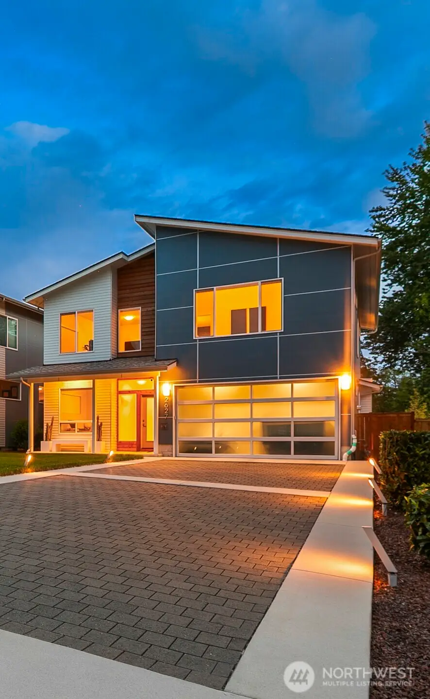 2627 SW 100th Street, Seattle, WA 98146 - #2