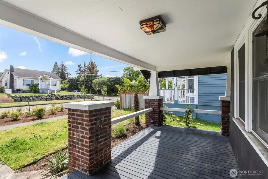405 E 34th Street, Tacoma, WA 98404 - #3