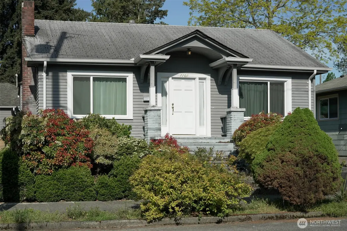 7707 6th Avenue Nw, Seattle, WA 98117 - #1