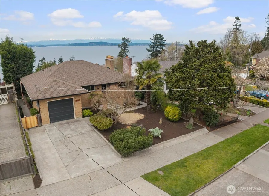 5911 49th Avenue Sw, Seattle, WA 98136 - #3