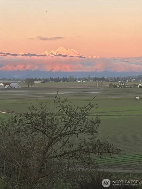 18225 Best Road, Mount Vernon, WA 98273
